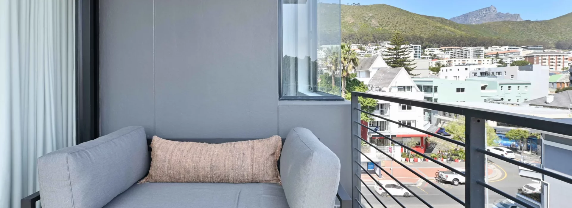 ONE26 ON M One Bedroom Apartment